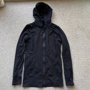Lululemon black zipped top